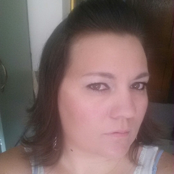 Meet your Posher, Roxanne - Picture 1 of 1