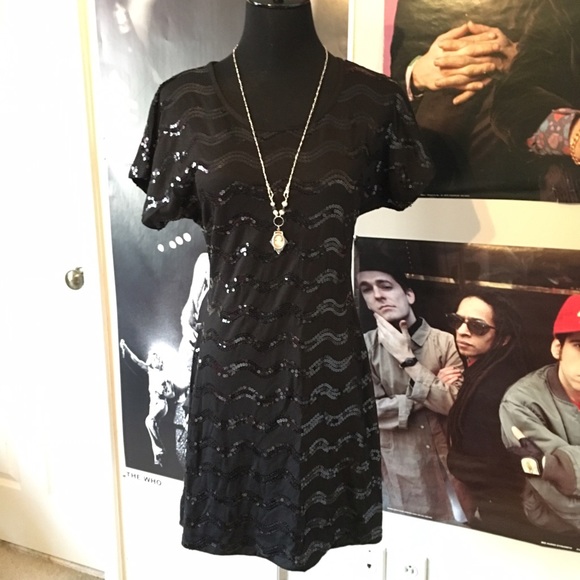 Sparkle Black sequin dress!