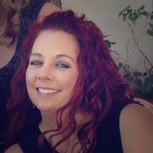 Meet your Posher, Gina