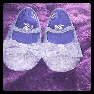 Children's Place size 6-12 month Jean Mary Janes
