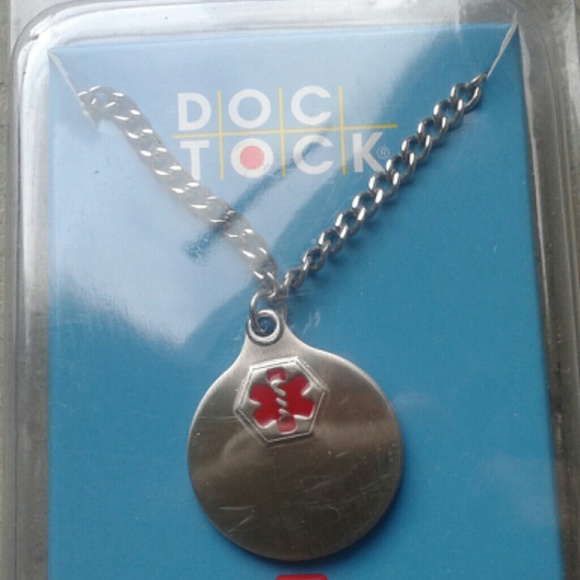 Stainless steel medical alert pendant with chain - Picture 1 of 1
