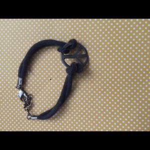 Peace sign bracelet