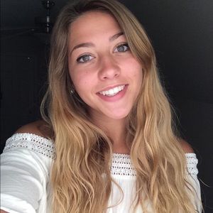 Meet your Posher, Lindsey