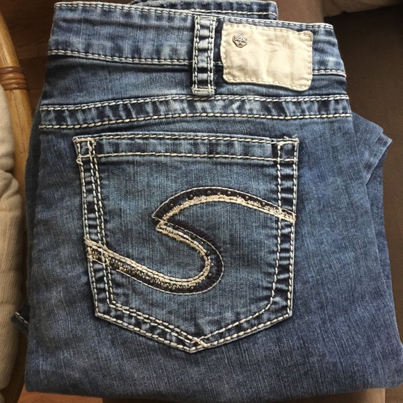 NWOT Plus size silver jeans!