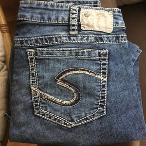 NWOT Plus size silver jeans!