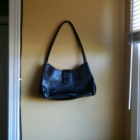 ***authentic leather fossil purse***