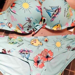 American Eagle Aerie swimsuit NWT 36C