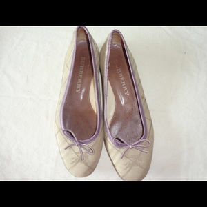 Burberry Ballet Flats size 37 (6.5)