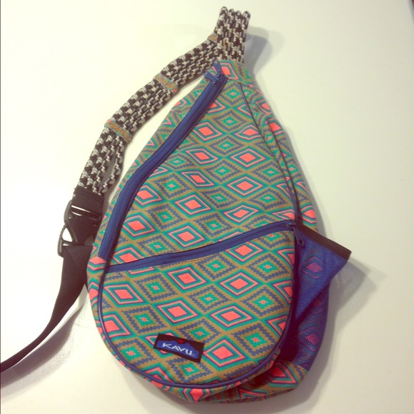 KAVU rope sling bag