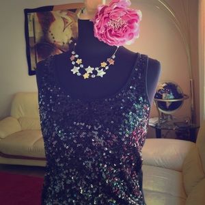 Old Navy M Black sequin cotton top