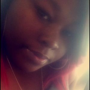 Meet your Posher, Antionette