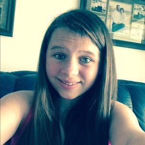 Meet your Posher, Amelia