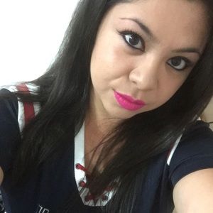 Meet your Posher, Monica