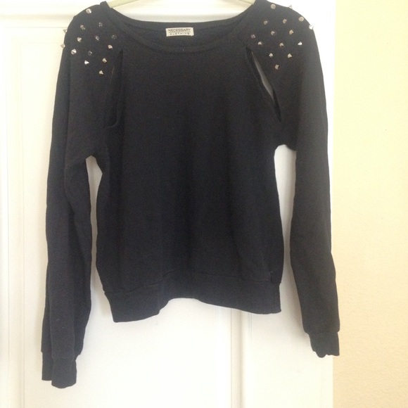 Cutout spiked pullover - Picture 1 of 3