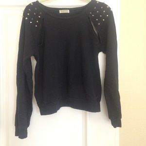 Cutout spiked pullover