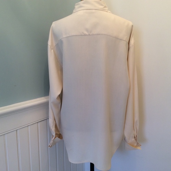 Silk blouse - Picture 2 of 4