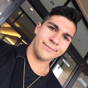 Meet your Posher, Sam