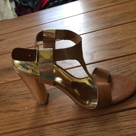 4" heel - Picture 2 of 4