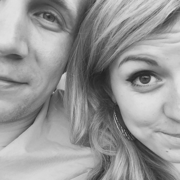 Meet your Posher, Kelly - Picture 2 of 2