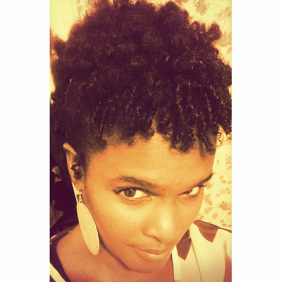 Meet your Posher, Anetra - Picture 1 of 1