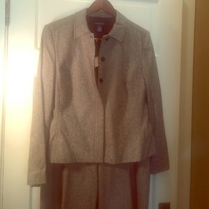Ann Taylor Wool pattern Pant and skirt suit