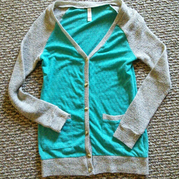Xhilaration Blue Colorblock Cardigan - Picture 3 of 3