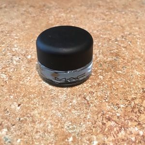 MAC Fluidline