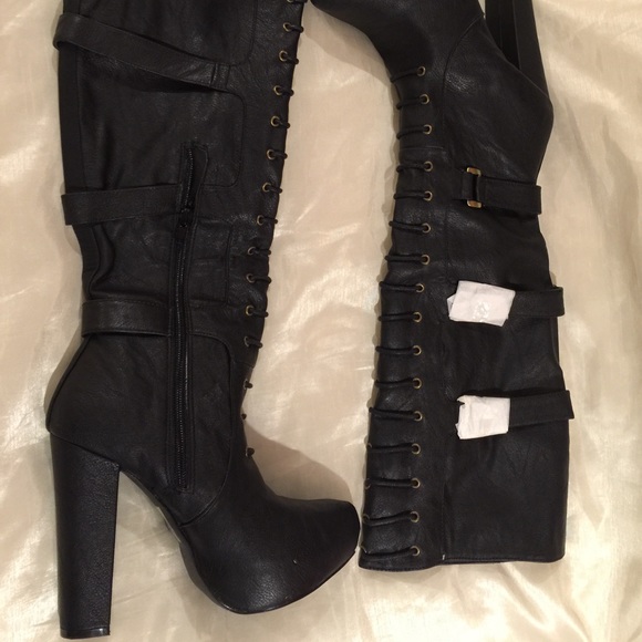 Bakers Boots. Size 7. NWOT