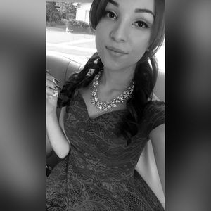 Meet your Posher, Melina