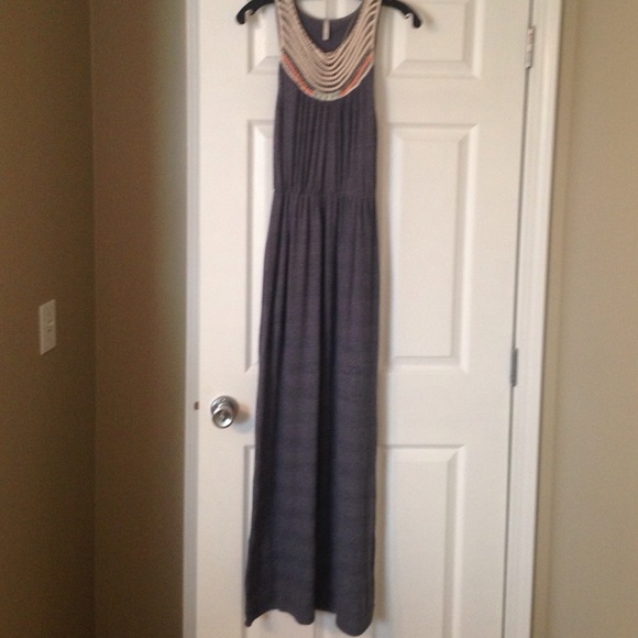 Long maxi with cutout back