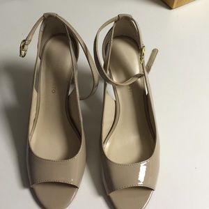 3.5 inch nude heel
