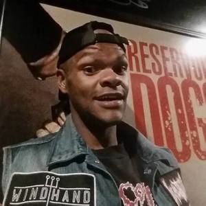 Meet your Posher, Louis