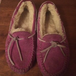 Kids Size 2 Ugg Moccasins