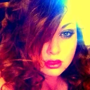 Meet your Posher, Rena