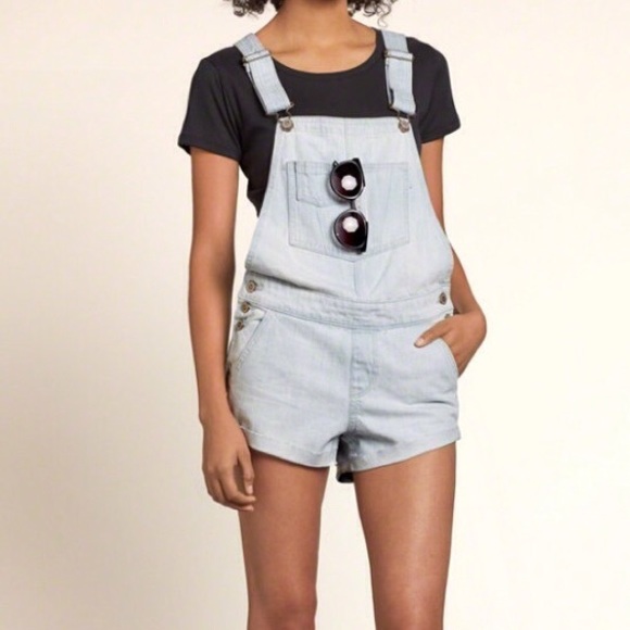 NWT Hollister Shortalls