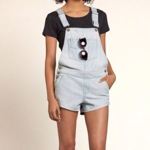 NWT Hollister Shortalls