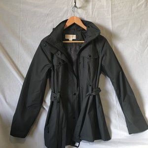 Rain jacket. Michael Kors.