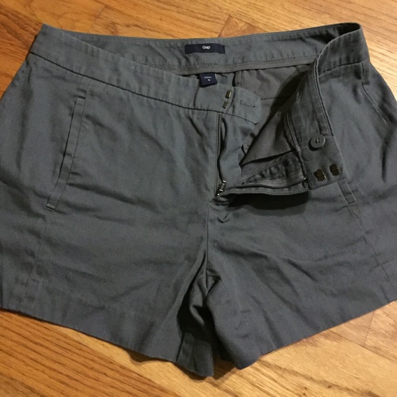 Gap Grey Shorts - Picture 1 of 3