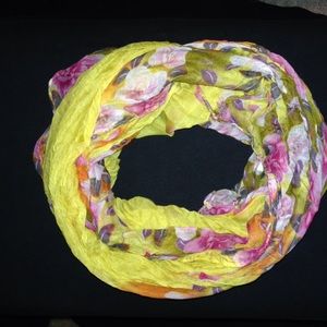 NWT boutique infinity floral scarf