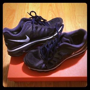 Nike Airmax women's US size 7.5