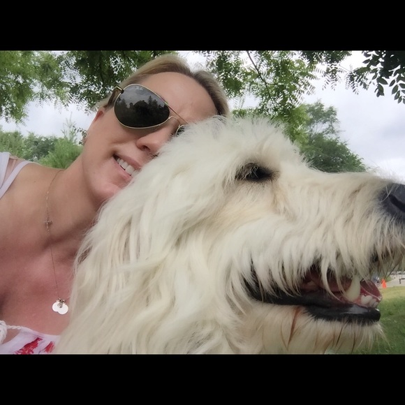 Meet your Posher, Fiona - Picture 2 of 2