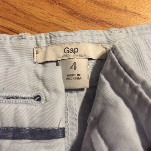 Gap Stripe/Solid Short - Picture 2 of 4