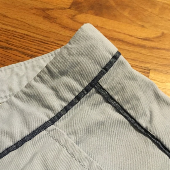 Gap Stripe/Solid Short - Picture 4 of 4