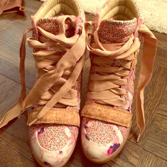 Rachel Roy wedge sneakers size 8