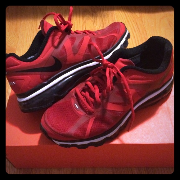 Nike Airmax, U.S. size 6Y (7.5 in women's)