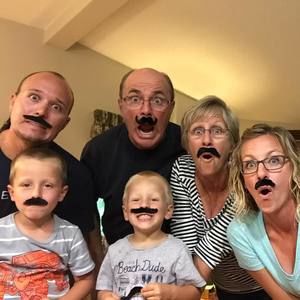 Meet your Posher, Lindsey