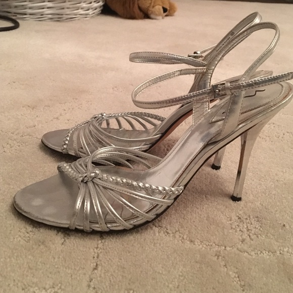 Nina Silver shoes size 8