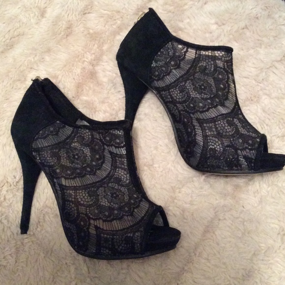 beautiful lace heels 7 Avon