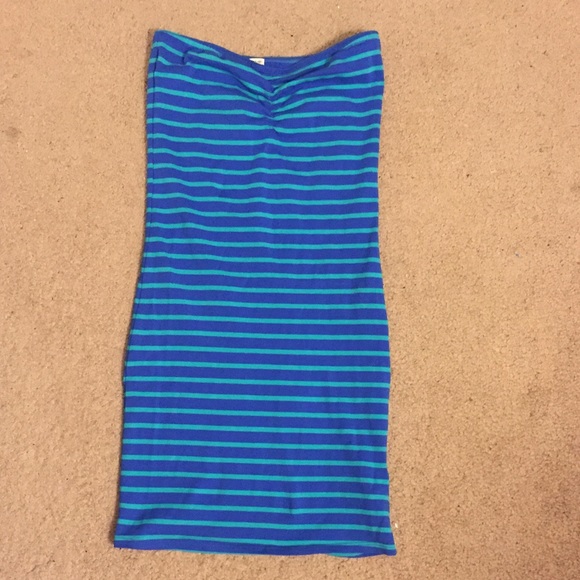 strapless dress