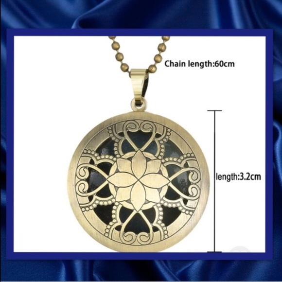 Magical Fairytale necklace - Picture 3 of 3